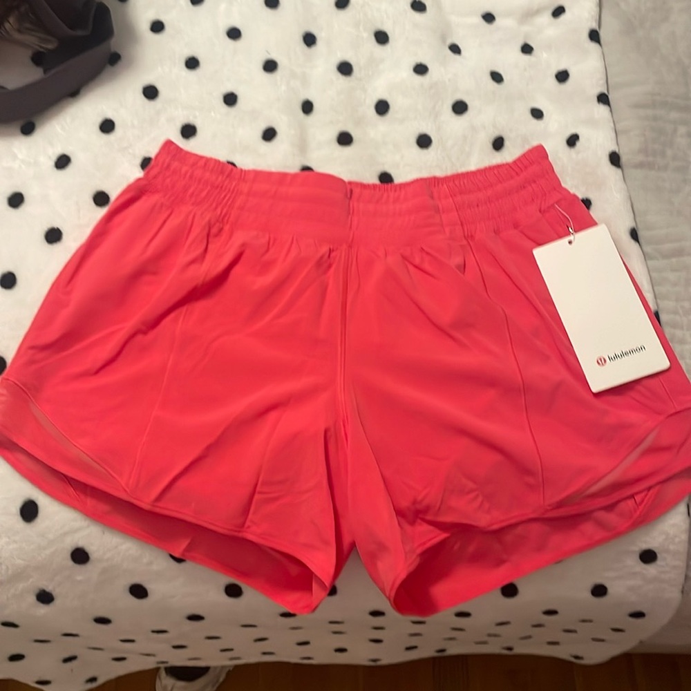 Lulu lemon Hotty hot shorts